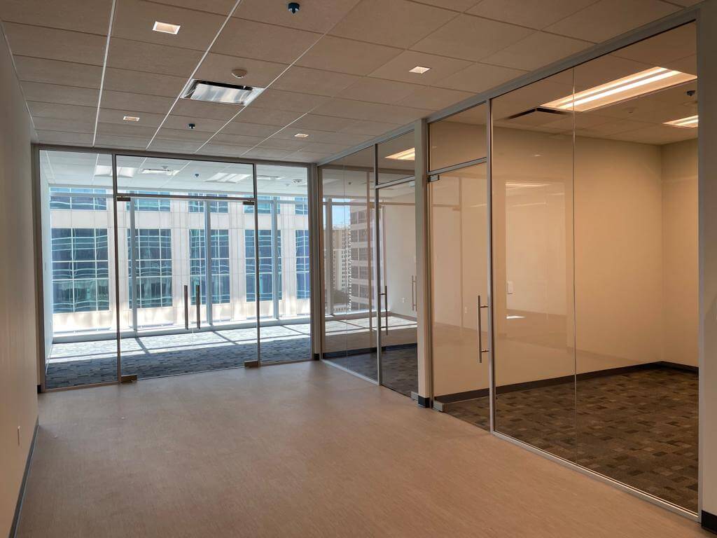 Frameless-glass-walls-04